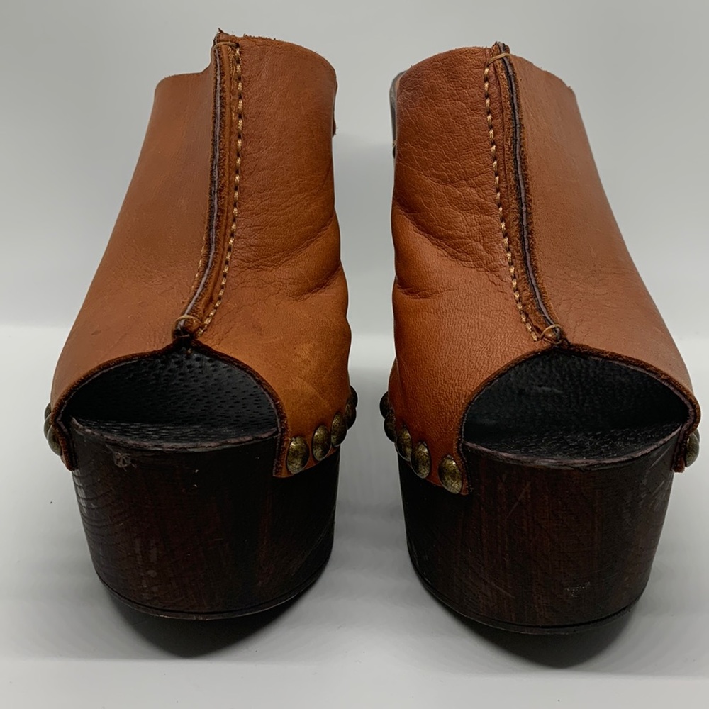 Charles David | size 7 | platform shoes | made in Italy